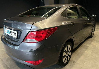 Подержанный автомобиль Hyundai Solaris Sedan 2016 года (5 фото)