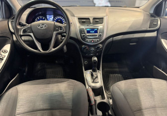 Подержанный автомобиль Hyundai Solaris Sedan 2016 года (15 фото)