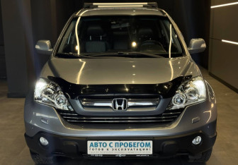 Подержанный автомобиль Honda CR-V 2008 года (3 фото)