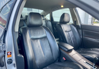 Подержанный автомобиль Nissan Teana 2011 года (6 фото)
