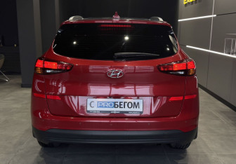 Подержанный автомобиль Hyundai Tucson 2018 года (6 фото)