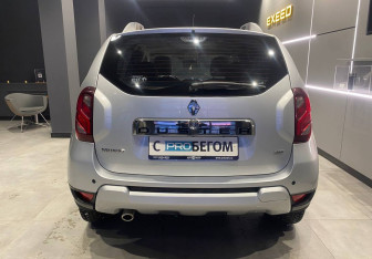 Подержанный автомобиль Renault Duster 2019 года (6 фото)