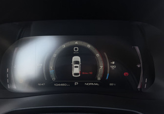 Подержанный автомобиль Haval F7x 2023 года (16 фото)
