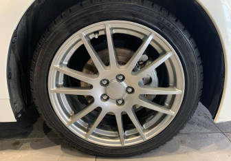 Подержанный автомобиль Toyota Corolla Wagon 2019 года (8 фото)