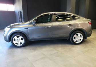 Подержанный автомобиль Renault Arkana 2019 года (2 фото)