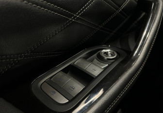 Подержанный автомобиль Exeed VX 2022 года (14 фото)