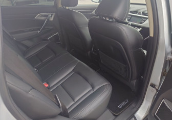 Подержанный автомобиль Geely Atlas 2021 года (20 фото)