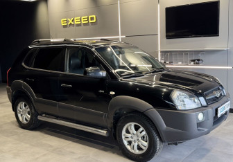 Подержанный автомобиль Hyundai Tucson 2006 года (4 фото)