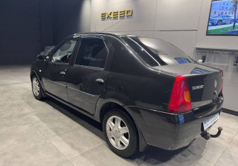 Подержанный автомобиль Renault Logan Sedan 2009 года (5 фото)