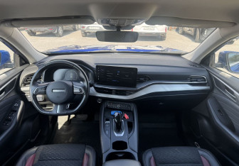 Подержанный автомобиль Haval F7x 2023 года (17 фото)