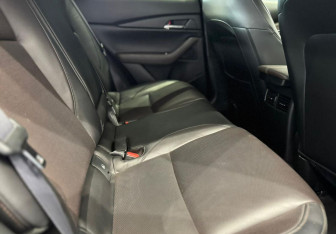 Подержанный автомобиль Mazda CX-30 2020 года (16 фото)