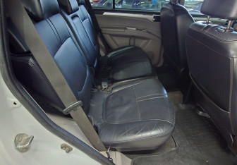 Подержанный автомобиль Mitsubishi Pajero Sport 2013 года (21 фото)