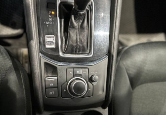 Подержанный автомобиль Mazda CX-5 2019 года (8 фото)