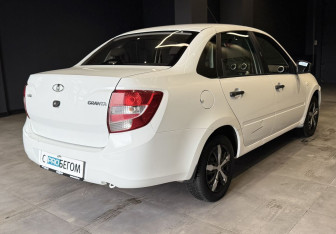 Подержанный автомобиль LADA (ВАЗ) Granta Sedan 2018 года (5 фото)