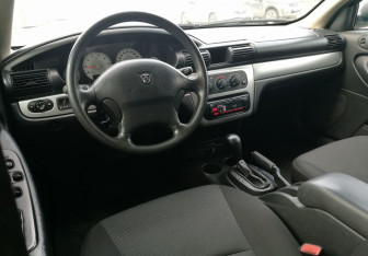 Подержанный автомобиль ГАЗ Volga Siber 2010 года (10 фото)