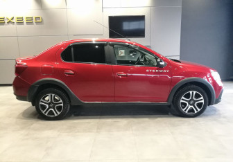 Подержанный автомобиль Renault Logan Sedan 2019 года (6 фото)