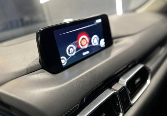 Подержанный автомобиль Mazda CX-5 2019 года (12 фото)