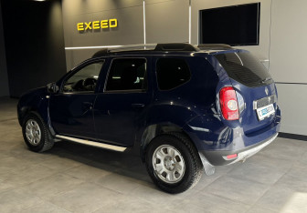 Подержанный автомобиль Renault Duster 2014 года (7 фото)