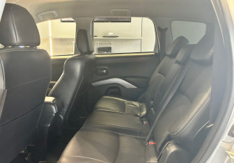 Подержанный автомобиль Mitsubishi Outlander 2010 года (17 фото)