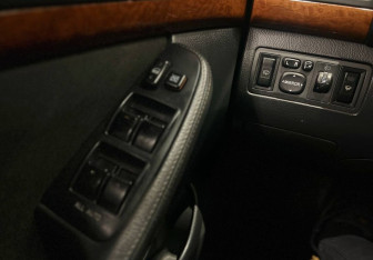 Подержанный автомобиль Toyota Avensis Sedan 2007 года (13 фото)