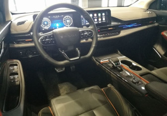 Подержанный автомобиль Omoda S5 GT 2023 года (13 фото)