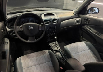 Подержанный автомобиль Nissan Almera Classic 2011 года (8 фото)
