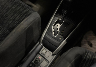 Подержанный автомобиль Toyota Corolla Wagon 2013 года (13 фото)