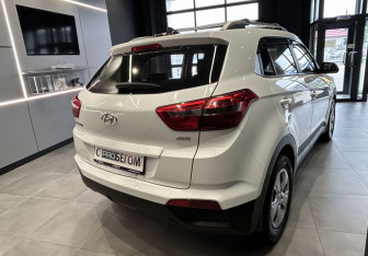 Подержанный автомобиль Hyundai Creta 2020 года (6 фото)