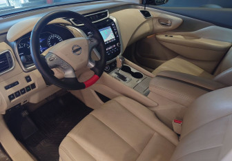 Подержанный автомобиль Nissan Murano Suv 2017 года (14 фото)