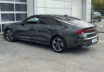 Подержанный автомобиль Kia K5 2020 года (7 фото)
