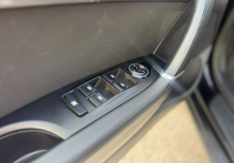 Подержанный автомобиль Hyundai i40 Sedan 2014 года (21 фото)