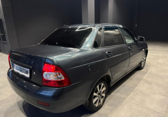 Подержанный автомобиль LADA (ВАЗ) Priora Sedan 2013 года (7 фото)