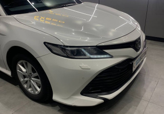 Подержанный автомобиль Toyota Camry Sedan 2020 года (2 фото)