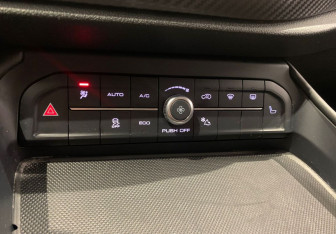 Подержанный автомобиль Haval F7x 2020 года (9 фото)