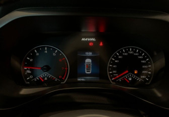 Подержанный автомобиль Haval Jolion 2023 года (14 фото)