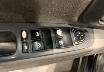 Подержанный автомобиль LADA (ВАЗ) Priora Hatchback 2010 года (8 фото)