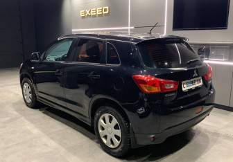 Подержанный автомобиль Mitsubishi ASX 2014 года (6 фото)