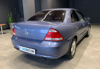Подержанный автомобиль Nissan Almera Classic 2006 года (7 фото)