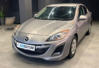 Подержанный автомобиль Mazda Axela Sedan 2010 года (4 фото)