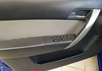 Подержанный автомобиль Daewoo Gentra Hatchback 2009 года (17 фото)