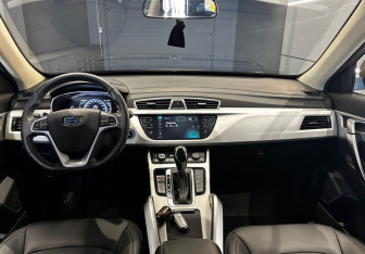 Подержанный автомобиль Geely Atlas 2021 года (11 фото)