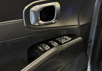 Подержанный автомобиль Kia Sorento 2021 года (11 фото)