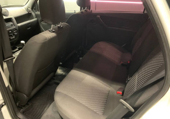 Подержанный автомобиль LADA (ВАЗ) Granta Sedan 2018 года (10 фото)