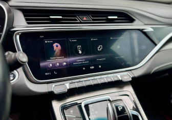Подержанный автомобиль Geely Atlas Pro 2022 года (12 фото)