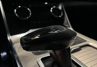 Подержанный автомобиль Exeed VX 2022 года (16 фото)