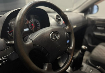 Подержанный автомобиль Great Wall Hover H3 2013 года (9 фото)