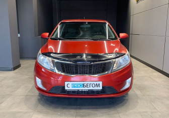Подержанный автомобиль Kia Rio Hatchback 2014 года (3 фото)