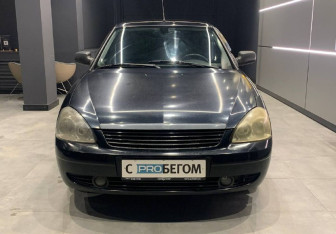 Подержанный автомобиль LADA (ВАЗ) Priora Hatchback 2010 года (3 фото)