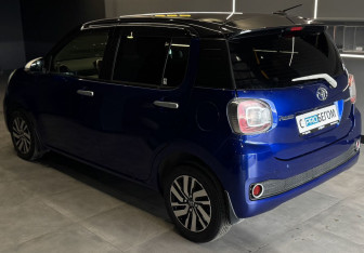 Подержанный автомобиль Toyota Passo 2017 года (7 фото)