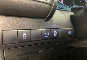 Подержанный автомобиль Toyota Camry Sedan 2020 года (13 фото)